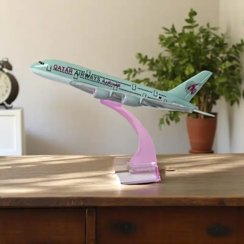 Qatar Airways A380 Metal Aircraft -16cm