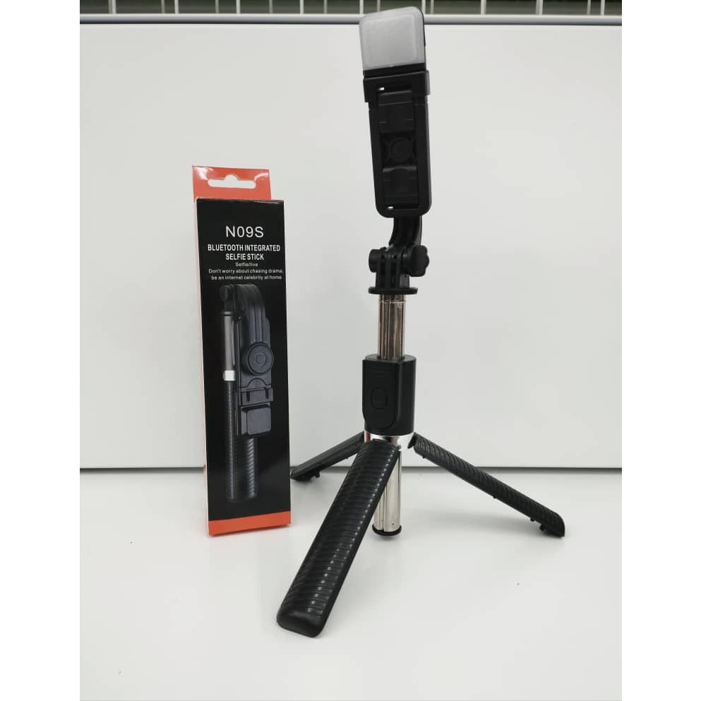 Bluetooth Selfie Stick N09S –  Fill Light and Bluetooth Remote